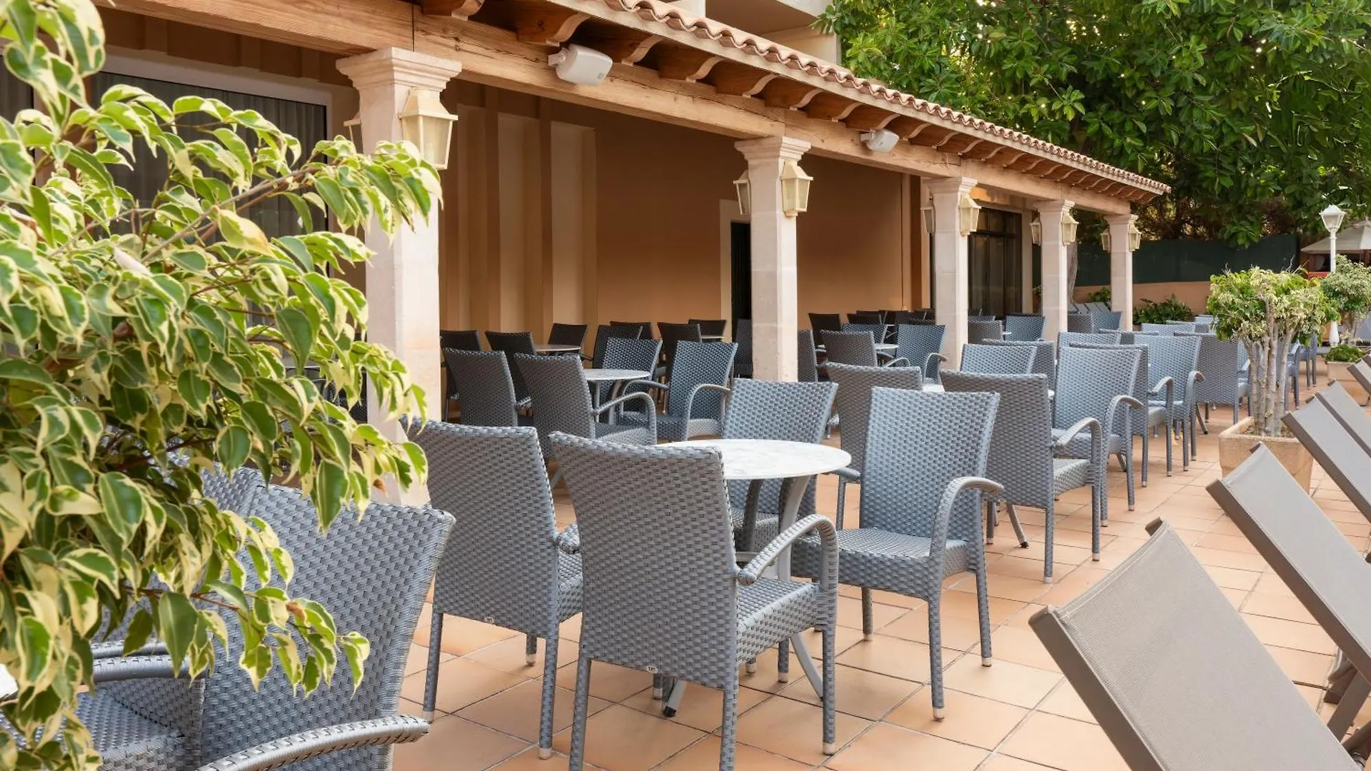 Valentin Reina Paguera - Adults Only Hotel